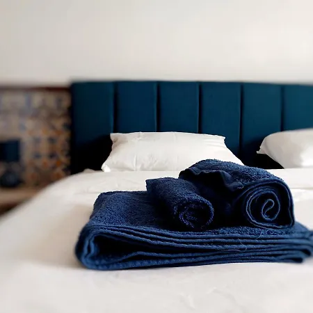 Rooms 10 Mins Walk From Train Station! Agualva-Cacem Exterior photo