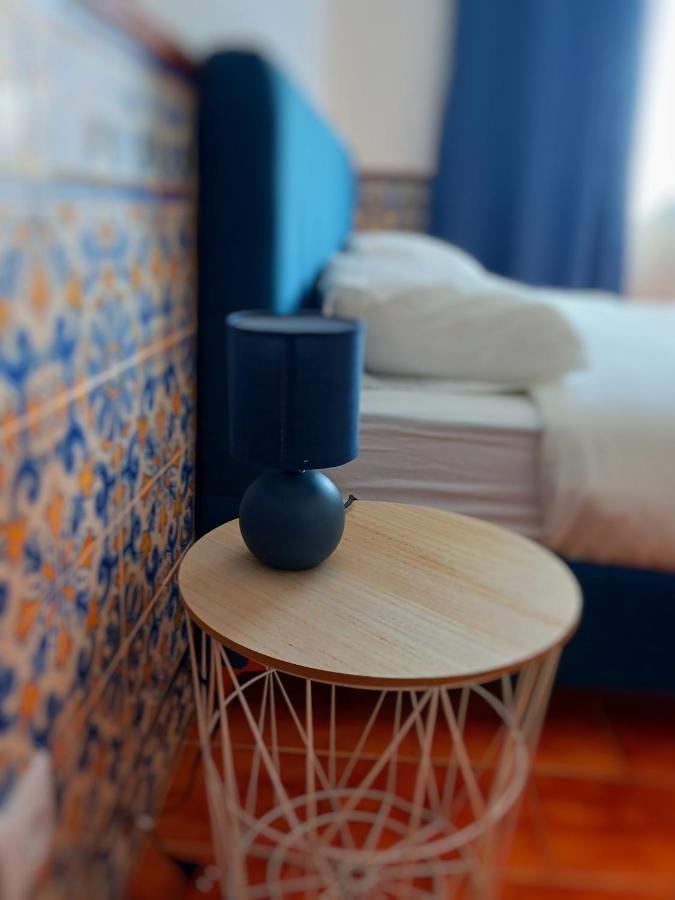 10 Mins Walk From Train Station! Homestay Agualva-Cacem